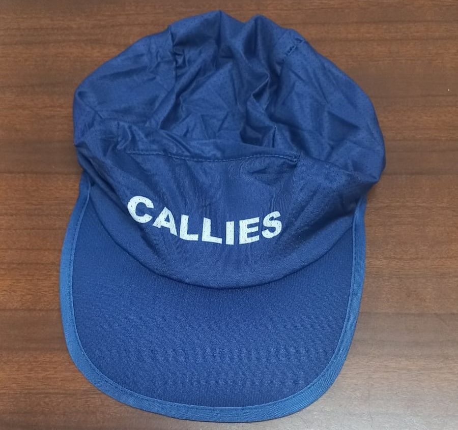 Germiston Callies running cap, white and navy club kit